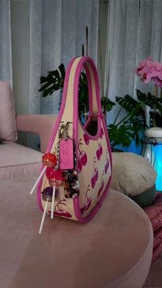 Trending Bags, Fendi Bag, Colorful Handbags, Handbag Essentials, Girly Accessories