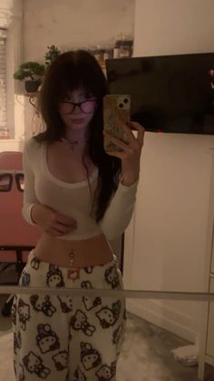 Brown Hair Glasses, Hello Kitty Pyjamas, Hello Kitty Pants, Hello Kitty Outfit, Glasses White, Kitty Clothes, Hello Kitty Clothes