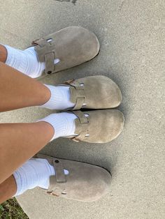 Potato Shoes, Pretty Shoes Sneakers, Suede Clogs, Shoe Inspo, Cute Nikes, Aesthetic Shoes, Swag Shoes, Making Waves, Leather Mules