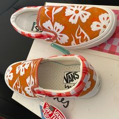 Women 10.5 And 11 Retro Brown Sneakers For Spring, Vans Cushioned Sneakers For Summer, Vans Sneakers With Cushioned Footbed For Summer, Vans Brown Sneakers For Spring, Brown Vans Sneakers For Spring, Brown Vans Sneakers, Vans Tennis Shoes, All Black Vans, White Checkered Vans