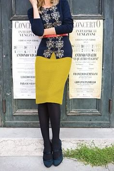 Get a similar look with CAbi's Spring '14 Mingle Jacket, paired back to the curry skirt from fall 12. Boden Dress, Knee Skirts, Looks Street Style, Kitenge, Wear To Work