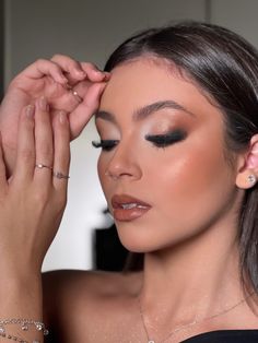 Eye Makeup Art, Glam Makeup, Pretty Makeup, Makeup Art, Gold Stars, Makeup Inspo, Maquillaje De Ojos, Makeup Inspiration, Rihanna