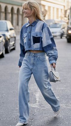 Street Style Jackets Women, Different Denim Jeans, Style Board Fashion Inspiration, Jeanette Madsen Street Styles, Diy High Fashion Clothes, All Denim Street Style, Oversized Cropped Jacket, Denim Fashion Aesthetic, Denim On Denim Aesthetic