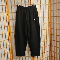 Women's Black Nike Sweatpants. Size Small. New. Red Nike Sweatpants, Nike Running Pants, Grey Nike Joggers, Black Nike Joggers, Black Nike Sweatpants, Fleece Pants Women, Nike Sweats, Black Cropped Pants, Nike Fleece