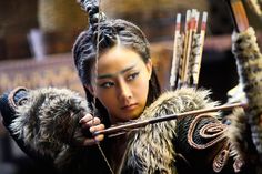 Peng Lin in Dragon Blade (2015) Archery Women, Dragon Blade, John Woo, Best Action Movies, Mystery Film, Adrien Brody, Martial Arts Movies, Be With You Movie, Drama Ideas