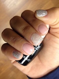 Short Sparkly Dip Nails, Glitter Manicure Short Nails, Super Short Dip Nails, Maui Nails, Short Gel Nail Art, Cute Short Hair, Nails Opi, Short Gel Nails, Manicure Gel