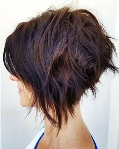 Short Messy Haircuts, Messy Bob, Messy Haircut, Choppy Bob Hairstyles, Layered Bob Hairstyles, Haircut Inspiration, Penteado Cabelo Curto, Curly Bob Hairstyles