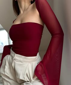 Red Top Outfit Aesthetic, Red Top Outfit, Red Clothes, Classy Casual Outfits, Top Outfit, Classy Casual, Moda Vintage, Clothes Women, Red Top