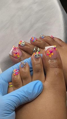 Chrome Nails And Toes, Pink Chrome Pedicure Toenails, Chrome Toes Pedicure, Hawaii Toenails, Y2k Toenail Designs, Gel Toe Nails, Pretty Toe Nails, Hello Nails, Acrylic Toes