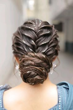 Hair Style Vedio, Engagement Hairstyles, Easy Hairstyles For Thick Hair, Bridal Hair Buns, Long Hair Wedding Styles, Front Hair Styles, Hair Tutorials For Medium Hair, Low Bun, Hair Up Styles