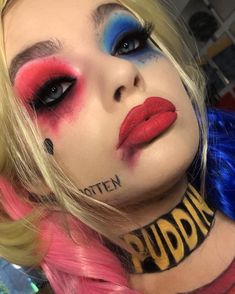 Harley Quin Makeup Ideas, Harley Quin Make Up, Harley Quinn Makeup Looks, Harly Quinn Makeup Looks, Harley Quinn Eye Makeup, Make Up For Halloween Ideas, Harely Quinn Makeup, Joker And Harley Quinn Halloween Costume, Trucco Hallowen