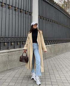 Wool Coat Sneakers Outfit, New Balance Outfit 530 Women, Outfit Con New Balance 550, New Balance 530 Street Style, New Balance 530 Outfit Women, New Balance 550 Shoes, Shoes Women Outfit, Nb 530