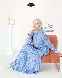 Mashallah, is it really possible to have an outfit this cute with beautiful colors? Relaxed style for those who don't want to be complicated😝 Karra Blouse / Karin Dress? Which one is the easiest?🙌🏻   KARIN DRESS   📎Material: Viscose Twill Valencia 📎Size Chart Dress: M 👉 LD : 96 / PJ : 138 / PL : 57 L 👉 LD : 106 / PJ : 140 / PL : 57 📎Dress details: - Busui friendly (Zipper on the front) - Puffy sleeves and rubber details (wudhu friendly) - Ori Yessana leather label on the right side of th Full Sleeve Maxi Dress, Abaya For Women, Patterns Floral, Dress Weights, Muslim Dress, Puff Sleeve Dress, Islamic Clothing, Leather Label, Color Dress