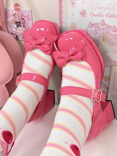 This price is for a pair of mary janes only, others are not included.   	 		 			Size 			34 			35 			36 			37 			38 			39 			40 		 		 			Foot Length 			22 			22.5 			23 			23.5 			24 			24.5 			25 Pink Mary Janes, Bow High Heels, Dr Shoes, Style Kawaii, Cute Shoes Heels, Kawaii Shoes, Block Heel Shoes, Aesthetic Shoes, Pink Shoes