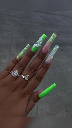 Acrylic Nails Instagram, Inspo Acrylic Nails, Nail Inspo Acrylic, Neon Green Nails, Girl Nails, Green Nail Designs, Instagram Nails, Girls Nails