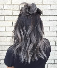 Dig yourself out of the hole of hair boredom and find your next look right here. Gray Balayage, Short Hairstyle, Winter Hairstyles, Balayage Hair, Dark Hair