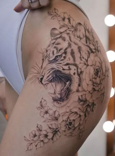 Cool Tiger Tattoos For Girls Woman Dragon Tattoo, Tiger Hip Tattoo, Floral Hip Tattoo, Tattoo Artist Tattoo, Hip Tattoos, Artist Tattoo