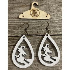 This Is A Laser Cut Pair Of Wood Earrings. They Are Brand New Made In Florence Mississippi Bunny Tracks, Witch On Broom, Planet Earrings, Jewelry Wood, Elephant Earrings, Handmade Heart, Elephant Charm, Moissanite Earrings, Red Earrings