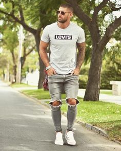 Men Street Look, Best Casual Shirts, Men's Summer Outfit, Suits Men Business, Mens Summer Outfits, Mens Casual Outfits Summer, Best Mens Fashion, Traje Casual, Fashion Blogger Style