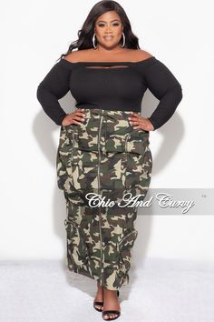 Polyester %: 84 Rayon %: 10 Spandex %: 6 Model is wearing 2x Plus Size Cargo Skirt, Plus Size Cargo, Chic And Curvy, Curvy Plus Size, Cargo Style, Cut Out Top, Camouflage Print, Cargo Skirt, Curvy Outfits