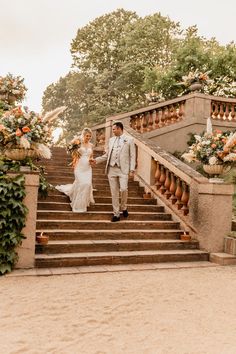 Destination Wedding Spain Bridal Make Up, Wedding Photo Ideas, Castle Wedding, Bride Style, Bridal Dress