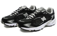 New Balance 725 ML725R New Balance 725, Black Sports Shoes, Sick Clothes, Dunk Low Nike, Running Shoes Black, New Balance Men, Black Running Shoes, Sneakers Men Fashion, New Balance Shoes