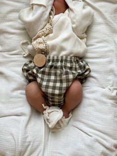 A perfect little outfit for everyday adventures! 100% organic woven cotton, 90g. Our Gingham shorties are ideal for the summer season, especially when they are as soft and comfy as ours. They have an elasticated waist and trims for added comfort and easy dressing. Lovely worn underneath our dresses or mixed and matched with other pieces from Organic zoo range. Organic zoo clothes are unisex and are made to be mixed and matched. Designed in the UK. Made in Europe. Please use the size chart link a Family Matching Clothes, Unisex Newborn Outfit, Spring Newborn Outfits, Newborn In Summer, Summer Newborn Outfits, Newborn Summer Outfits, Newborn Outfits Girl, Aesthetic Baby Clothes, Baby Clothes Aesthetic