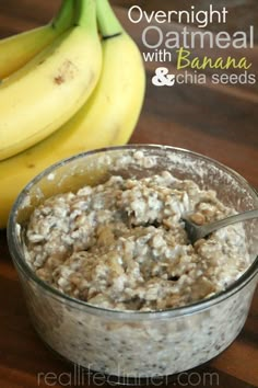 overnight oatmeal with banana and chia seeds in a glass bowl next to two bananas