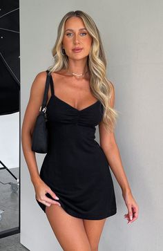 Show Me Around Mini Dress Black Night Out Mini Dress, Black Dress Classy Short, Classy Black Mini Dress, Mini Black Dress Outfit, Date Party Dress, Mini Dress Birthday, Elegant Mini Dresses, Black Mini Dress Outfit, Emily Venz