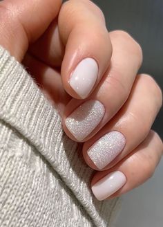 Casual Winter Nails 2023-2024: 15 Cozy Ideas Ongles Beiges, January Nails, Cute Gel Nails, Bride Nails, Dipped Nails, Bridal Nails, Up Nails, Fancy Nails