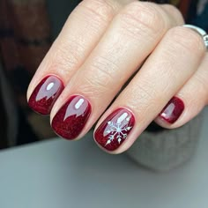 Red And Silver Nails, December Nails, Red Christmas Nails, Christmas Nails Easy, Snowflake Nails, Red Nail, Shellac Nails, Festival Nails