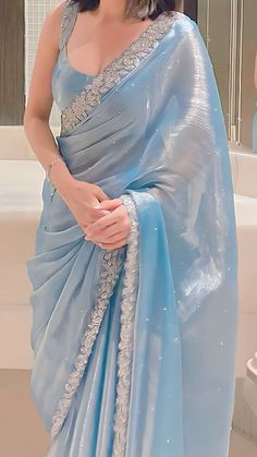 Saree For Girls Wedding Function, Designer Saree For Wedding Function, Saree For Function, Saree Inspo For Wedding, Saree Elegant, Sarees For Wedding Function, Light Blue Saree For Farewell, Blue Farewell Saree, Dress For Wedding Function