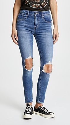 DIY: How To Cut The Hem Off Jeans | Red White & Denim Silver Grey Hair Dye, Women's Jeans Fashion, Girls Ripped Jeans, Boots With Jeans, Ankle Boots With Jeans, Grey Hair Dye, Wide Leg Jeans Outfit, Jeans Outfit Women