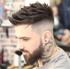 Clean Cut Haircut, Short Spiky Haircuts, Gents Hair Style, Mens Hairstyles Medium, Mens Hairstyles Thick Hair, Cool Short Hairstyles, Beard Hairstyle, Faded Hair, Men Haircut Styles