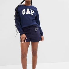 Nwt Gap Logo Fleece Shorts Women’s Navy Uniform Size Small Length 12" Waist 27 ½ To 28 ½" Hip 37 ¼ To 38 ¼" Easy Pull-On Waist. Hits At Mid-Thigh. Inseam: 3.25" -Made With 18% Recycled Contents. -Soft, Comfy Fleece. -Drawcord Ties At Elasticized Waist. -Gap Logo At Hip. Blue Cotton Shorts For Fall, Navy Uniform, Chino Shorts Women, Navy Uniforms, Denim Flats, Gap Logo, Low Rise Shorts, White Denim Shorts, Gap Shorts