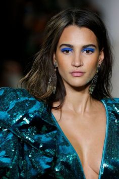 Makeup Trends 2023 Fall, Editorial Eye Makeup, 2024 Beauty Trends, Makeup 2024 Trends, Runway Makeup Looks 2023, Trending Makeup Looks, 2023 Makeup Trends, Editorial Makeup Trends 2023, 2024 Makeup Trends