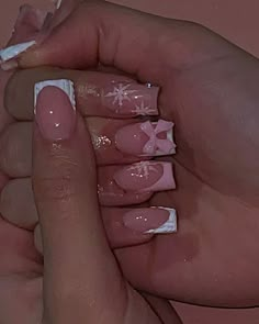 💗✨❄️  winter set, Christmas nails, sweater nails, pink nails, snowflake, winter nail inspo, christmas nail inspo Christmas Style Nails, Winter Nails Pink And White, Pink Acrylic Nails Christmas, Short Christmas Nails Pink, Simple Short Winter Nail Designs, Nails Pink Christmas, Pink Christmas Nails Square, Pink Nails With Snowflakes, White And Pink Christmas Nails