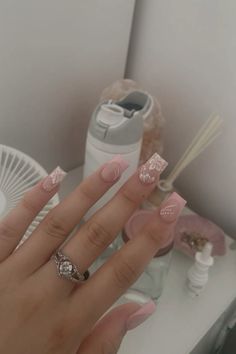 Summer hibiscus flower pink vacation french tip acrylic nails Vacation Acrylics, French Tip Flowers, French Tip Pink Nails, Flower French Tip, French Tip Pink, Hibiscus Nails, Summer Hibiscus, Pink Vacation, Pink Flower Nails