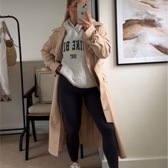 New Boutique Item S 4-6 M 8-10 L 12-14 Xl 16-18 Simple Fall Fashion Women, Chic Errands Outfit, Office Winter Looks For Women, Long Tan Trench Coat Outfit, Winter Apparel Womens, Winter Women’s Fashion Casual, Rainy Theme Park Outfit, Casual Nyc Outfit Fall, Charleston Sc Winter Outfits