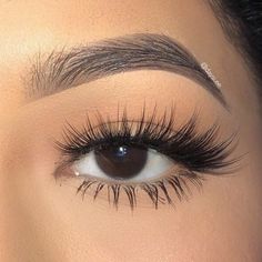 Long Eyelashes, Long Lashes, Black Hair, Eyelashes, Eyeliner, A Woman, Lashes, Makeup, Hair