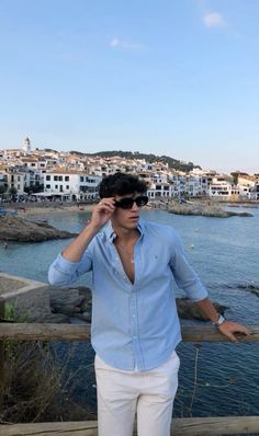 #oldmoneyaesthetic #summerstyle #italian #modellife Men’s Polo Casual Outfits, Polo Men Outfit Casual, Dubai Men Outfit, Men Vacation Outfits, Selfie Poses Men, Office Old Money, Old Money Fashion, Smart Casual Menswear