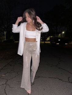 Party Outfits Night Pants, 21st Birthday Outfits Pants, White Sparkly Pants, Gold Glitter Pants Outfit, White Sequin Pants Outfit, Zara New Years Eve Outfit, Sparkly Trousers Outfit, White Glitter Outfit, Glitter Pants Outfit Night Out