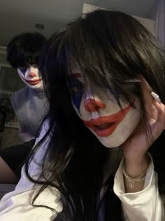 Creepy Clown Makeup, Clown Face Paint, Grunge Couple, Clown Face, Face Paint Makeup, Clown Faces, Cool Makeup Looks, Ethereal Makeup