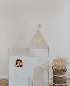 Cardboard City, Cardboard Play, Cardboard Playhouse, Princess Birthday Party Decorations, Sensory Activities Toddlers, Cardboard House, Diy Presents, Fairy Birthday