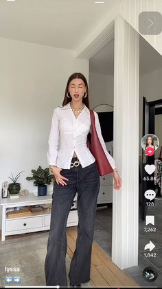 Smart Outfit Aesthetic, Fitted Button Down Shirt Outfit, Sixth Form Aesthetic Outfits, Business Casual Long Sleeve, Business Cute Outfits, White Satin Button Up Outfit, Woman Classy Outfits, Tiktok Outfits Aesthetic, Pinstripe Top Outfit