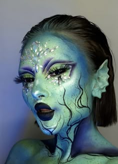 Fish Alien, Haunt Makeup, Sfx Ideas, Zodiac Makeup, Holloween Makeup, Creepy Halloween Makeup, Vaporwave Art, Face Paint Makeup