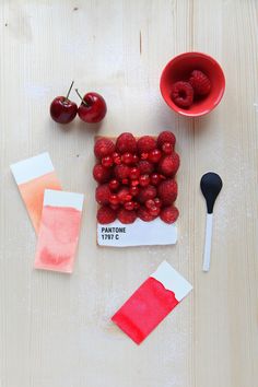 the fruit is on the table and ready to be put in their placemats