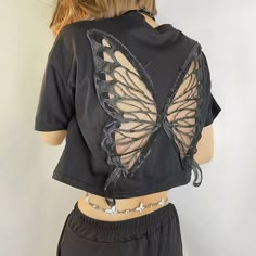 Olivia Mark - Black Lace Butterfly Exposed Navel Short T-shirt Fashionable Loose Hollow Out Short Sleeve Top Grunge Butterfly, Blusas Crop Top, Estilo Harajuku, Cutout Crop Top, Cutout Shorts, Tøp Aesthetic, Y2k Harajuku, Fishnet Top, Lace Butterfly