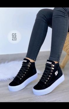 Girls Shoes Teenage Boots, Trendy Shoes Sneakers Casual, Trendy Boots For Women Casual, Sneakers For Teenage Girl, Boots For Girls Teens, Shoes For Girls Stylish Sneakers, Girls Shoes Teenage Sneakers, Swag Shoes For Women