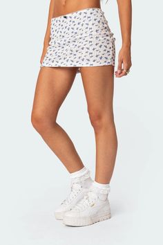 Sinclair Printed Pointelle Mini Skirt – edikted Pointelle Fabric, Fabric Matching, Pointelle Knit, Swimwear Dress, Skirt Mini, School Fits, Flower Detail, Back To School Outfits, White Skirts